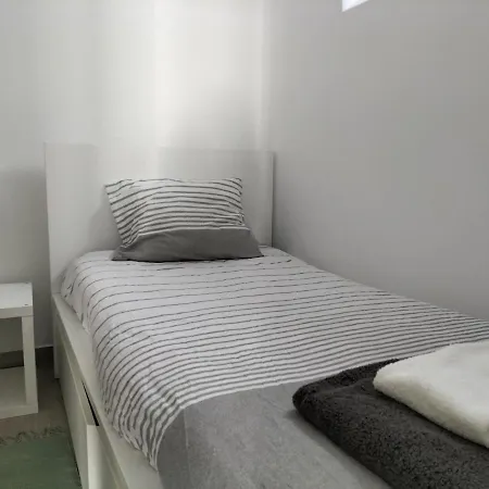Ground Floor Arroios Flat * Lisbon