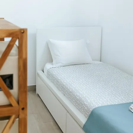 Ground Floor Arroios Flat